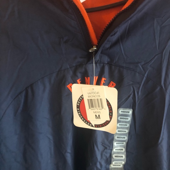 Denver Broncos 1/4 Zip Reversible Pullover. NWT. M - Picture 3 of 12